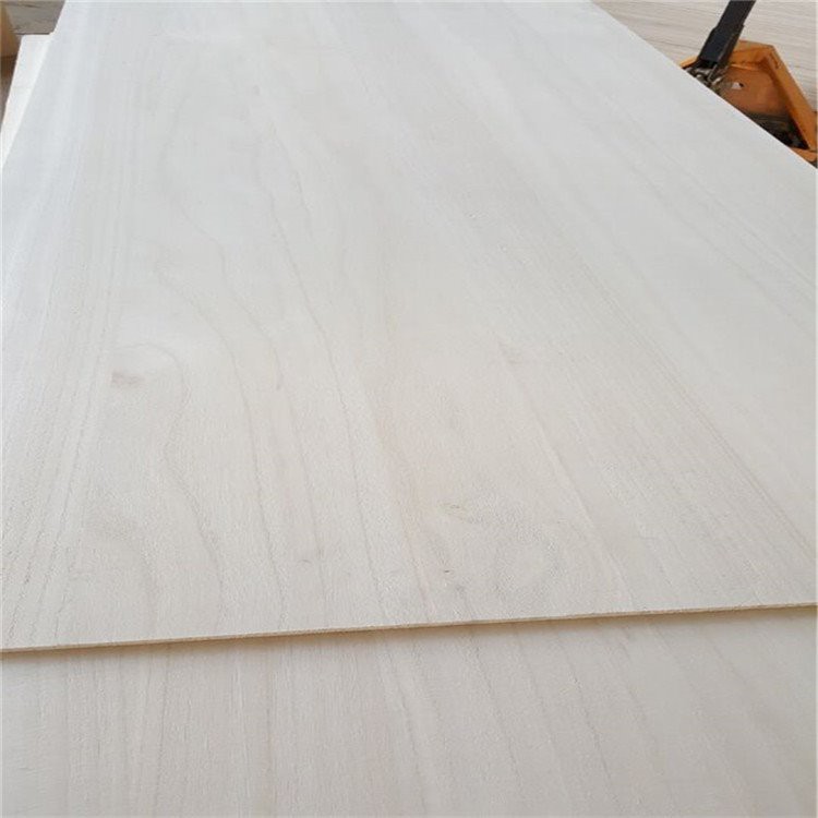 2 * 4 Bwrdd Paulownia Solid